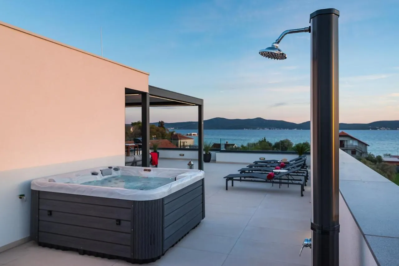 Penthouse Liv Apartment Sukosan Croatia
