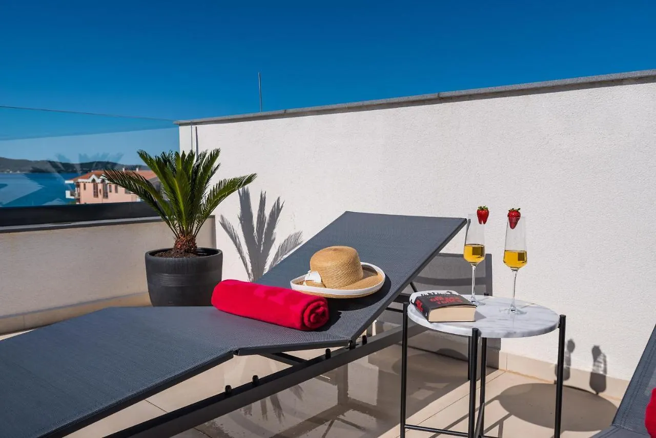 Penthouse Liv Apartment Sukosan Croatia
